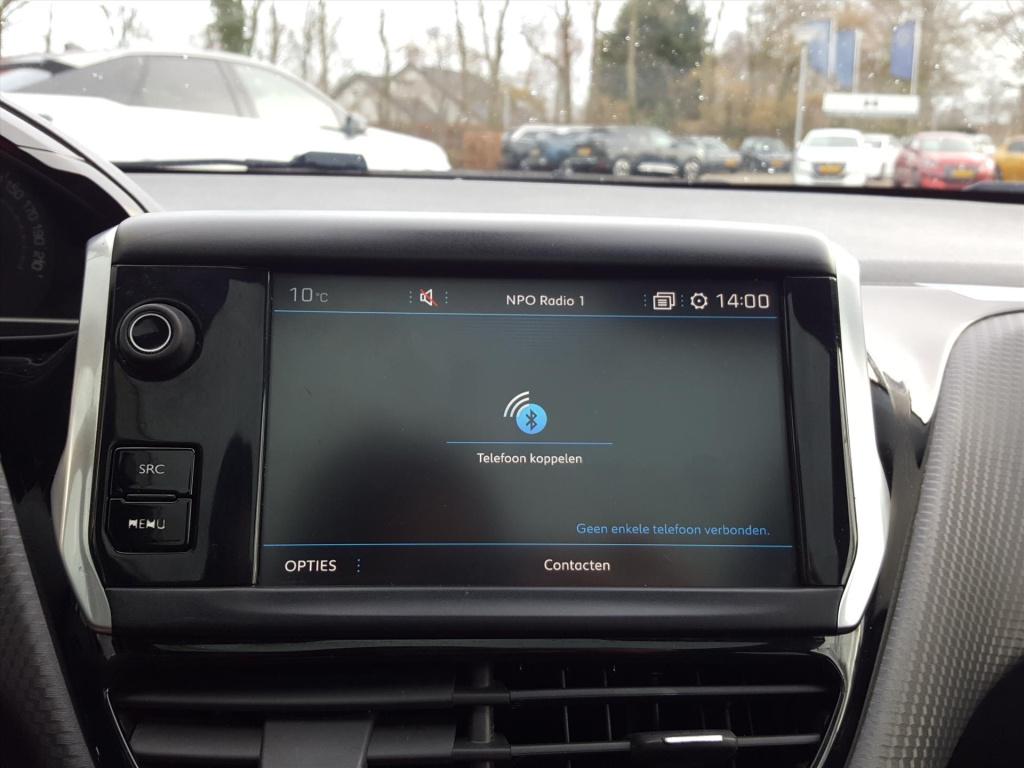 Peugeot 208 gt-line 1.2-110pk 5d vol-automaat(eat6) navigatie | trekhaak | 