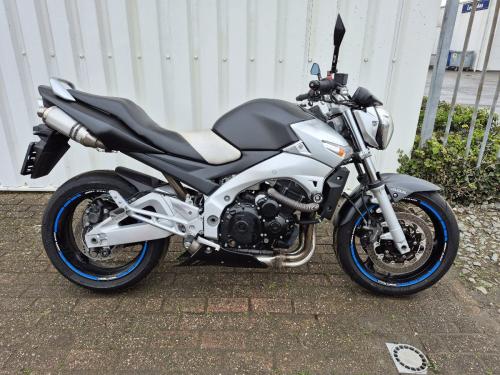 Suzuki GSR600 uit 2007. mooie naked bike