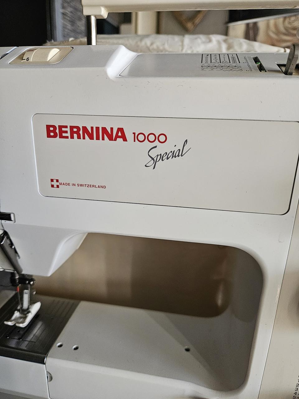 Mooie werkende Bernina 1000 special naaimachine groot pedaal