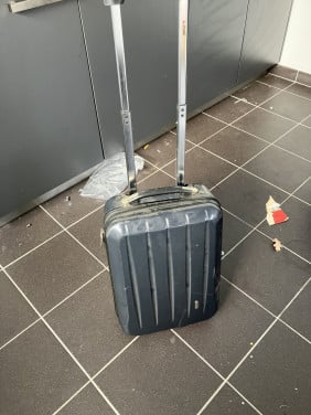 Te koop in zeer goede staat reiskoffertje met trekstang