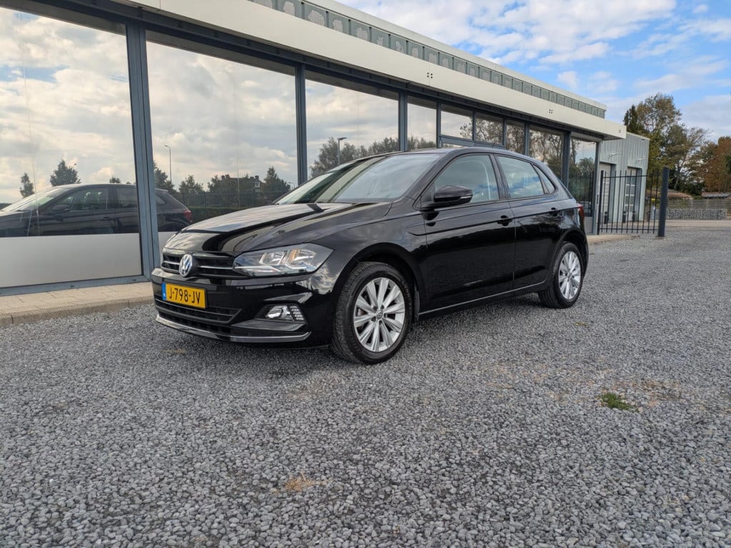 Volkswagen Polo 1.0 tsi highline | adaptieve cruise control | carplay | nav