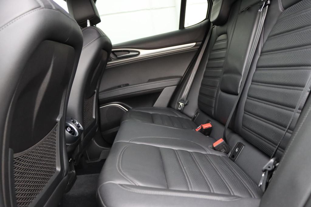 Alfa Romeo Stelvio 2.0 t awd veloce q4 280pk