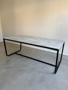 Eettafel gratis af te halen.
