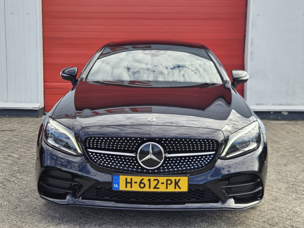 Mercedes-Benz C-Klasse coupé 300 premium plus pack | burmester | acc