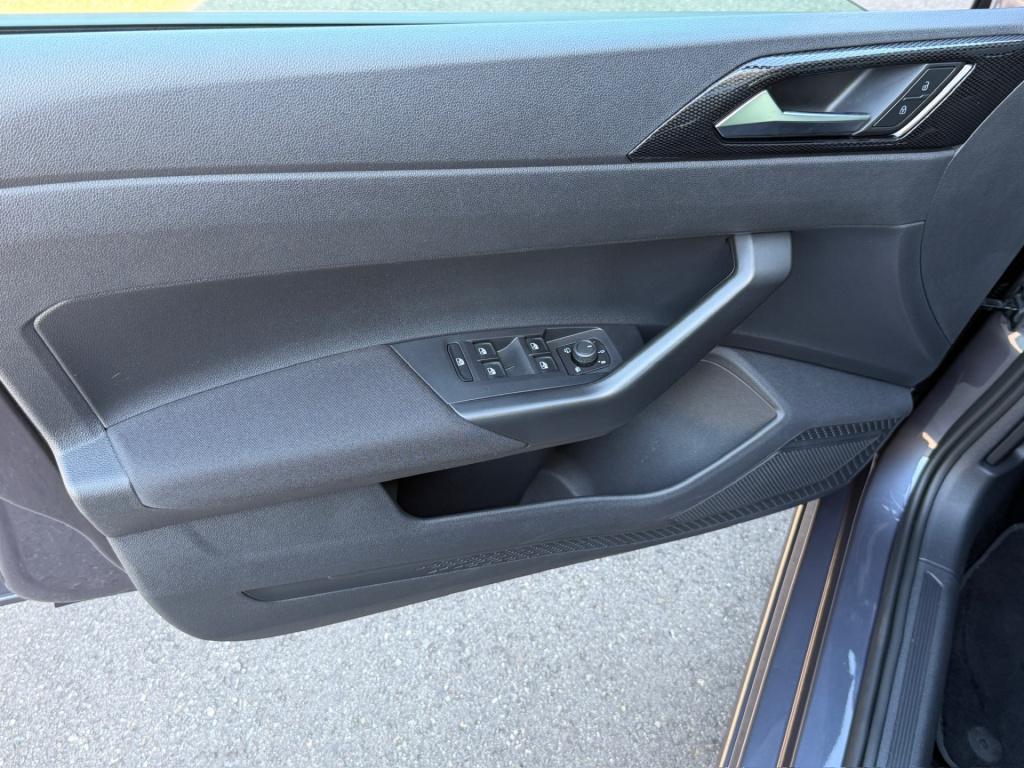 Volkswagen Polo 1.0 tsi life | climate | 4-season | stoelverwarming | carpl