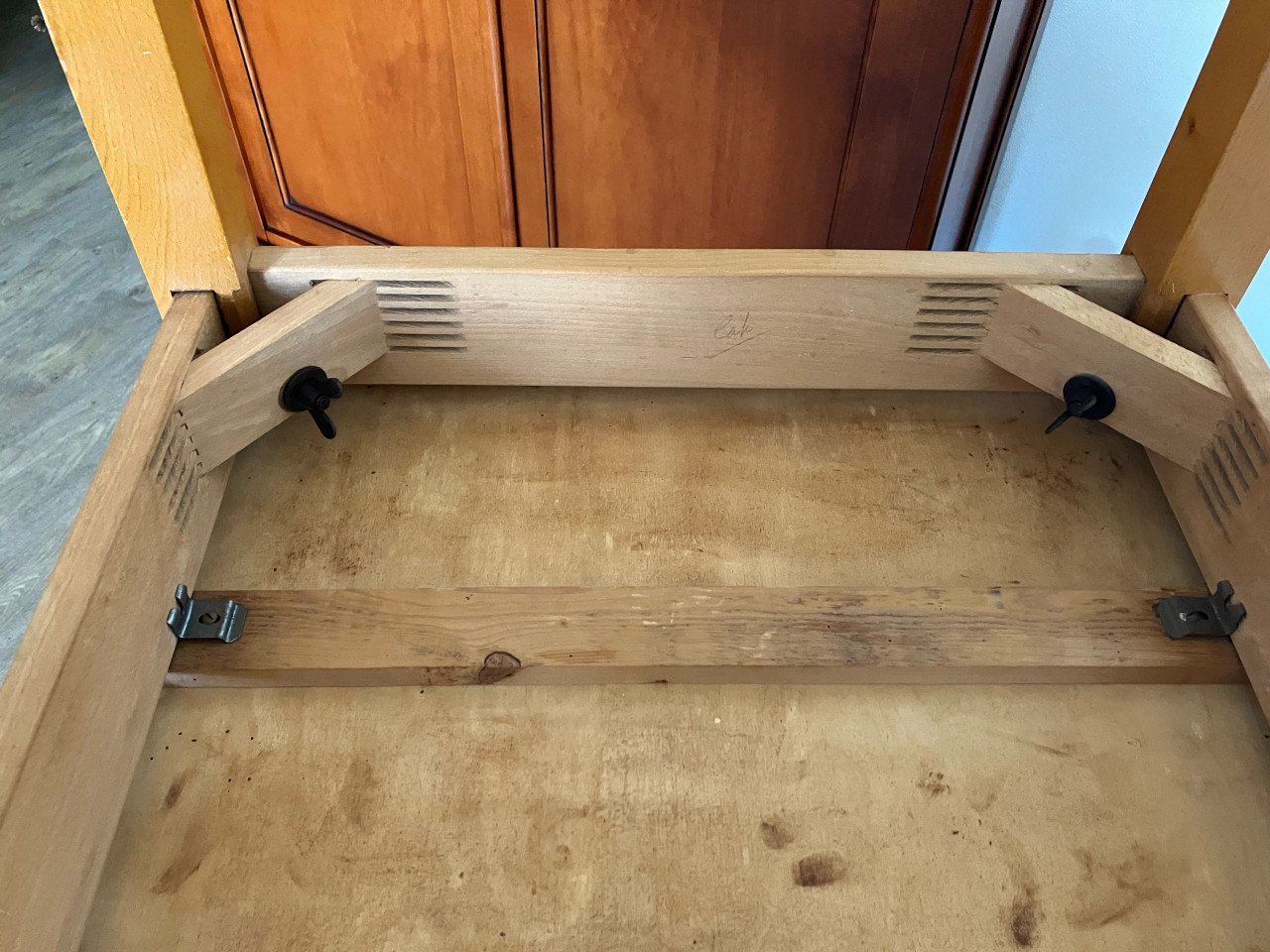 Vintage houten keukentafel met dessin tafelblad 90x66x74, jaren 60