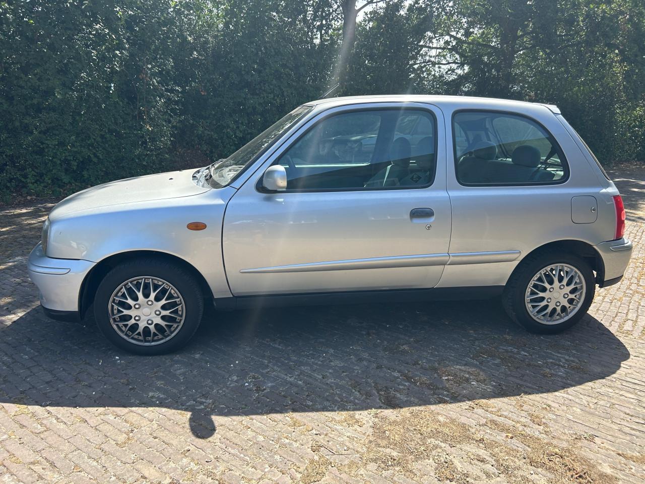 IJskoude airco Nissan micra 1.3 Automaat lage km-stand