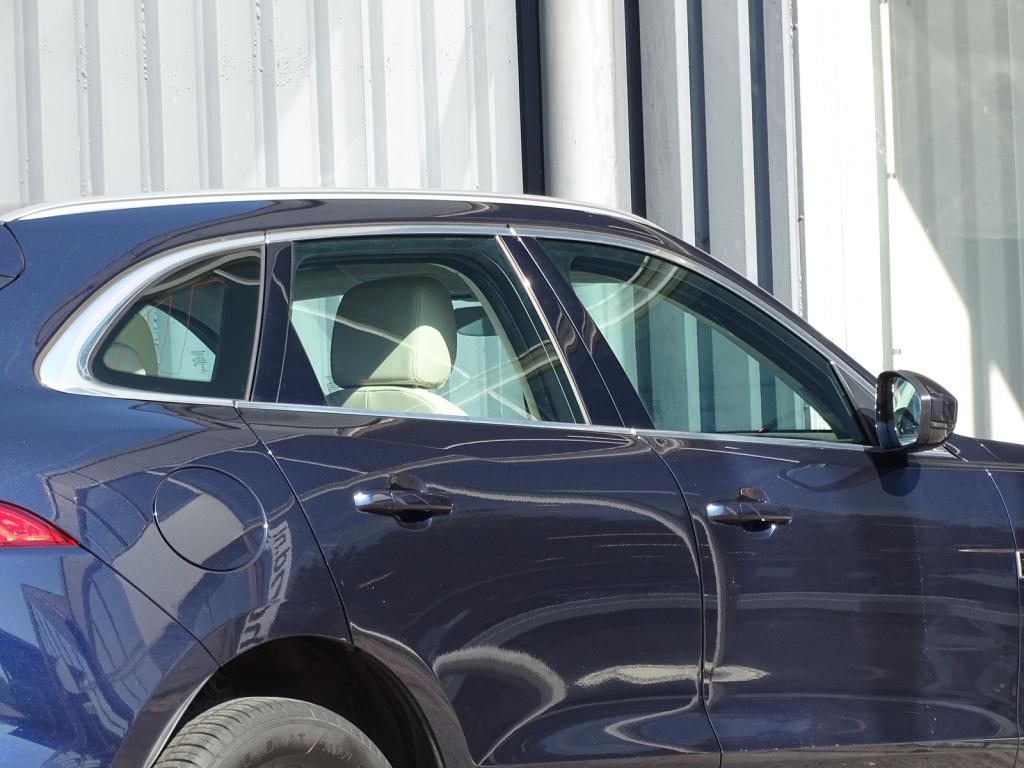 Jaguar F-pace 2.0t awd portfolio | leder | pano | trekhaak