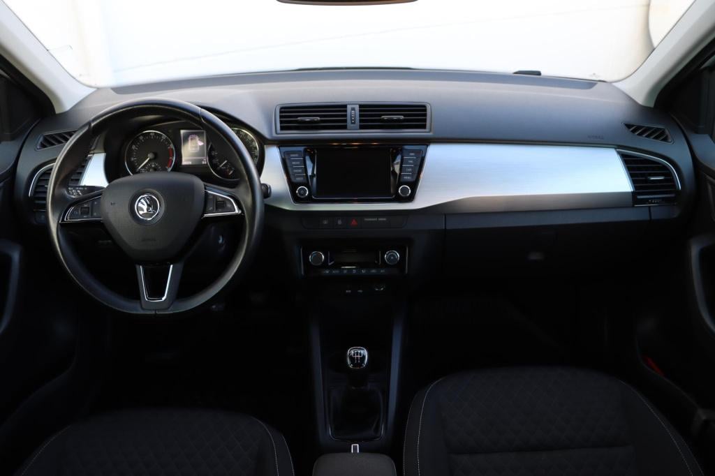 Skoda Fabia 1.2 tsi drive 90pk