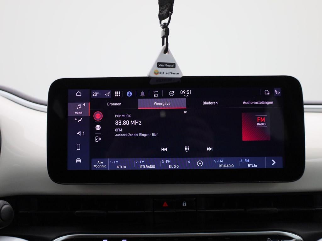 Fiat 500e icon 42 kwh | panoramadak | apple carplay / android auto | climat