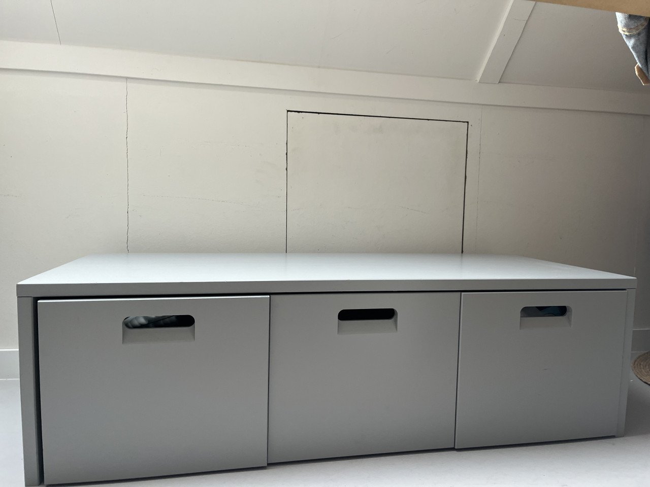 Kledingkast en opbergbank vt wonen store