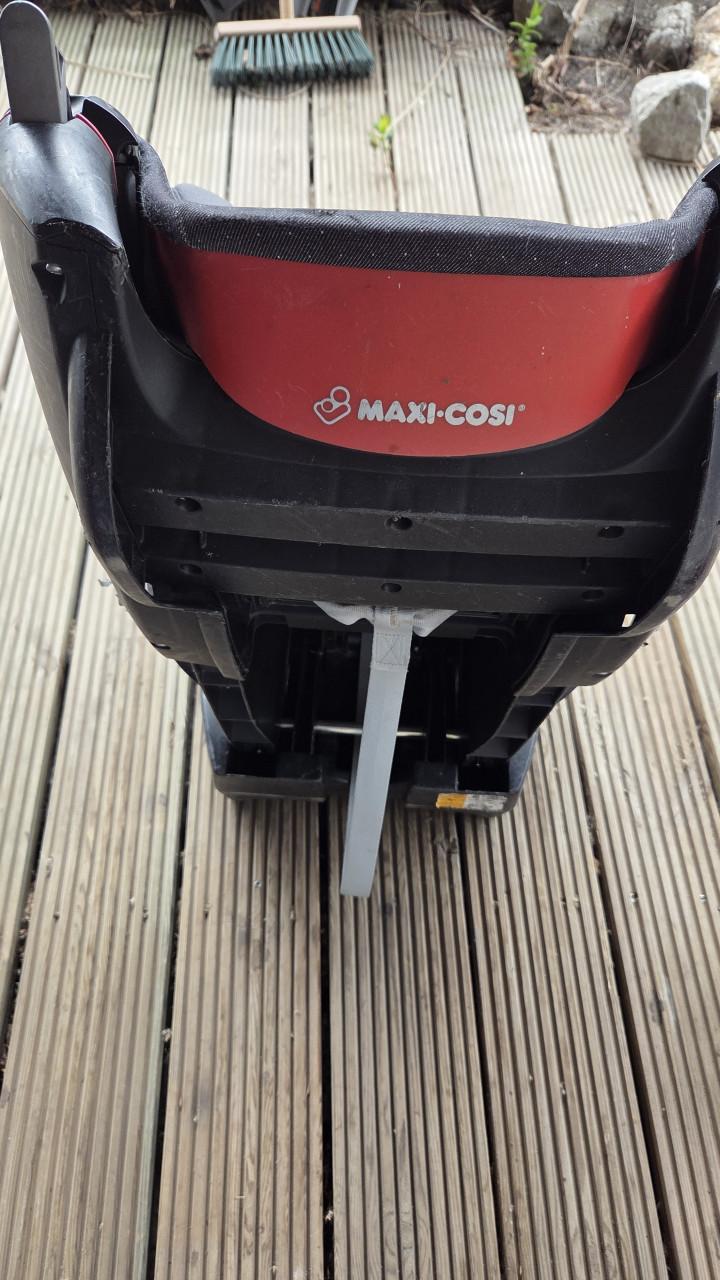 Maxicosi autostoel  vanaf 9 maanden GRATIS