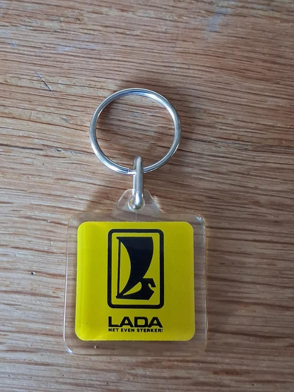 Vintage sleutelhangers VW en LADA