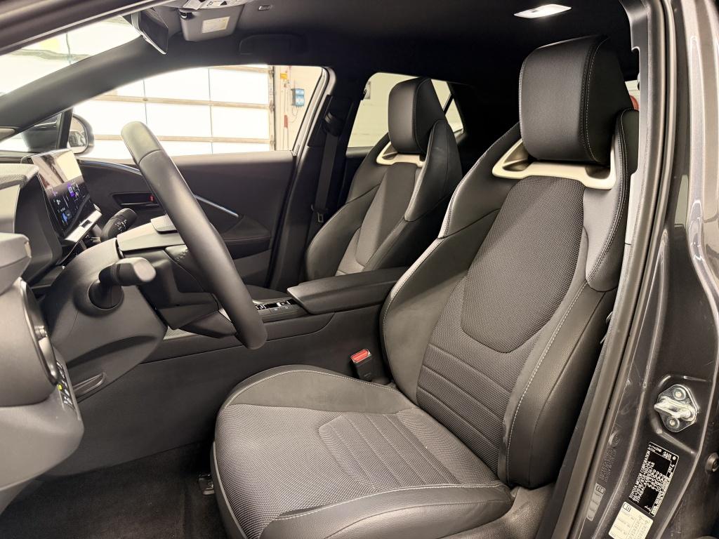 Toyota C-hr 2.0 phev 220 executive