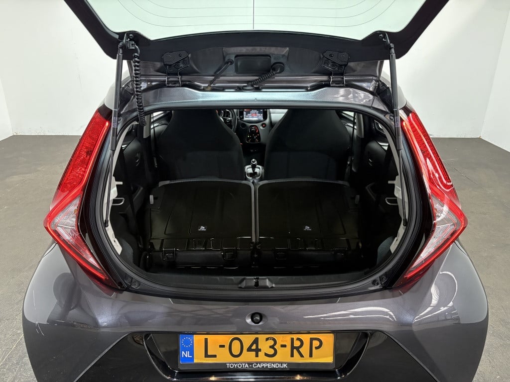 Toyota Aygo 1.0 vvt-i x-play