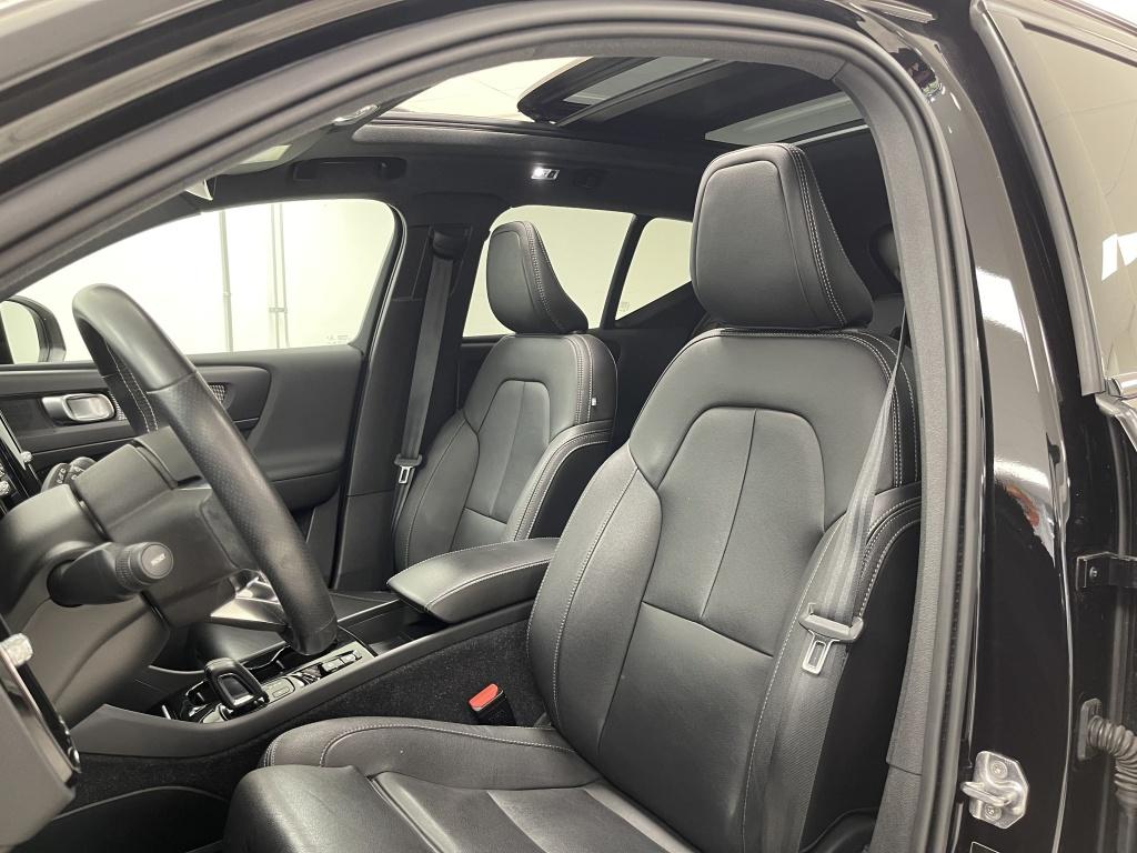 Volvo XC40 1.5 t5 recharge r-design | 360 camera | panoramadak | pilot ass.