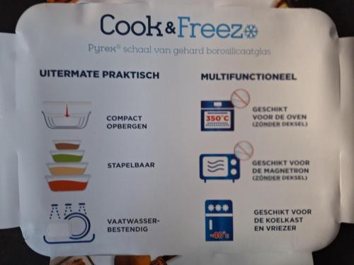 Nieuwe set Pyrex ovenschalen (winkelprijs € 50,00)