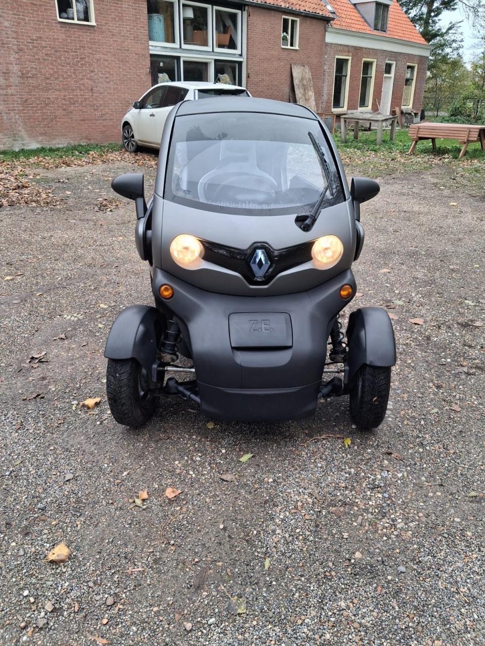 RENAULT TWIZY