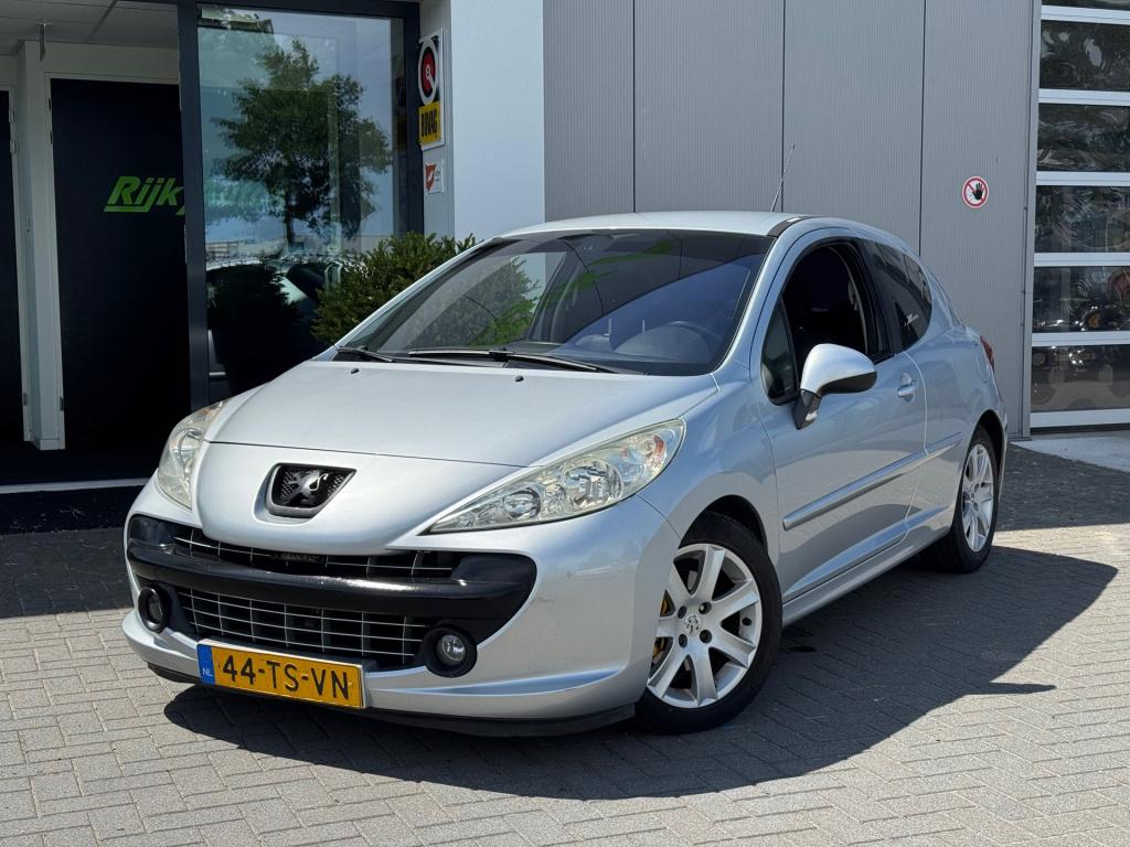 Peugeot 207 1.6-16v xs pack * airco > camera