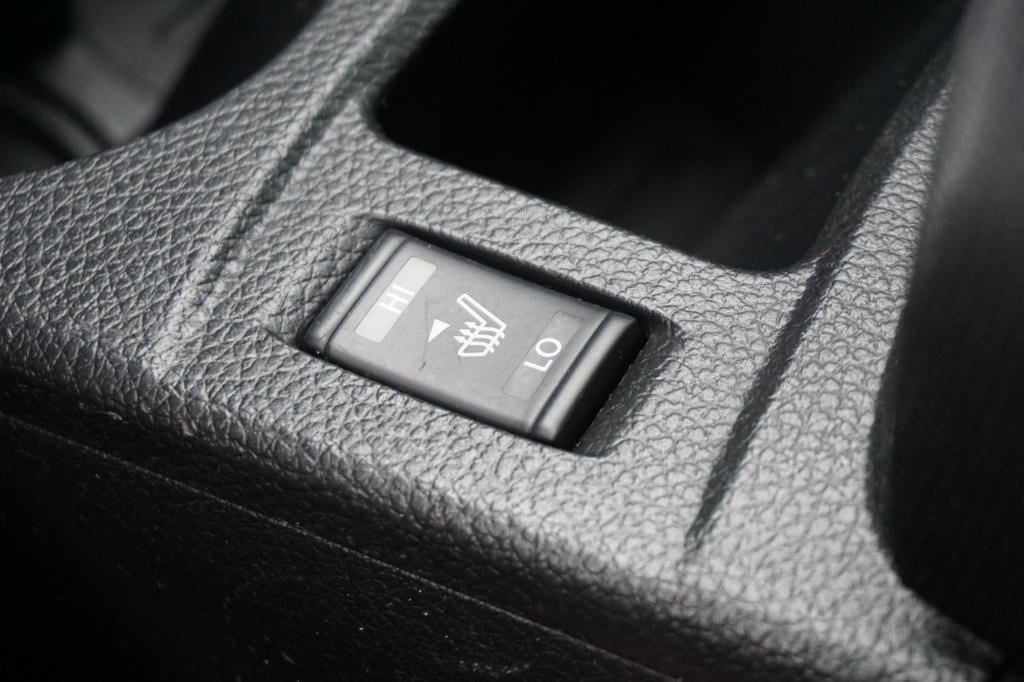 Nissan Qashqai 1.2 acenta climate / navi / cruise / camera / parkeers. / tr