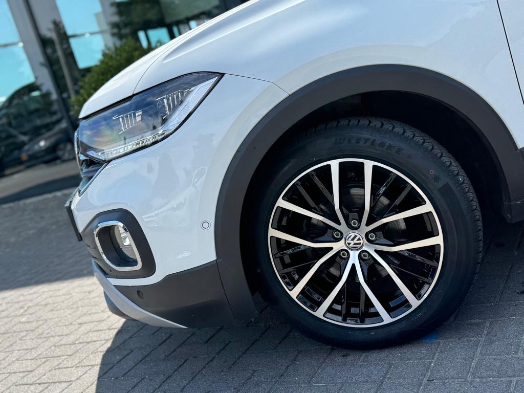 Volkswagen T-cross 1.0 tsi style * virtual cockpit * stoelverwarming * carp