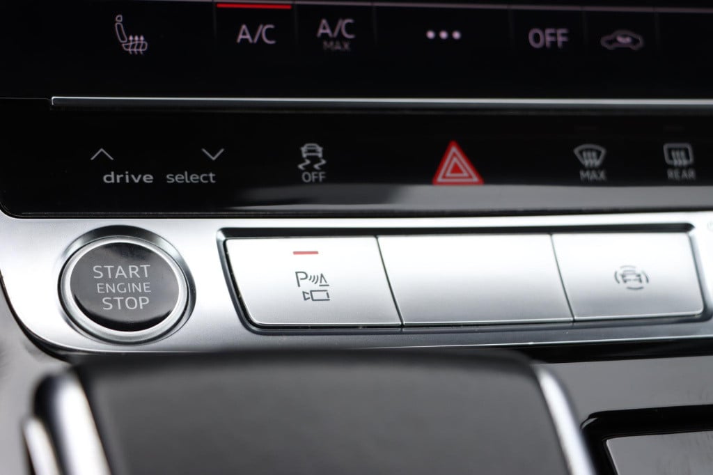 Audi Q7 55 tfsi e quattro pro line 380pk tiptronic