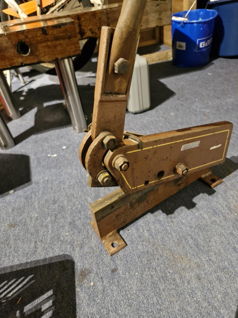 Plaatschaar met hefboom