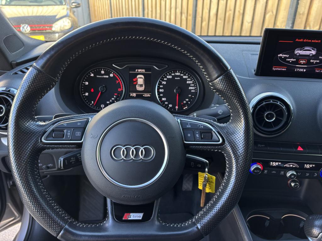 Audi A3 limousine 1.4 tfsi cod ambition pro line s