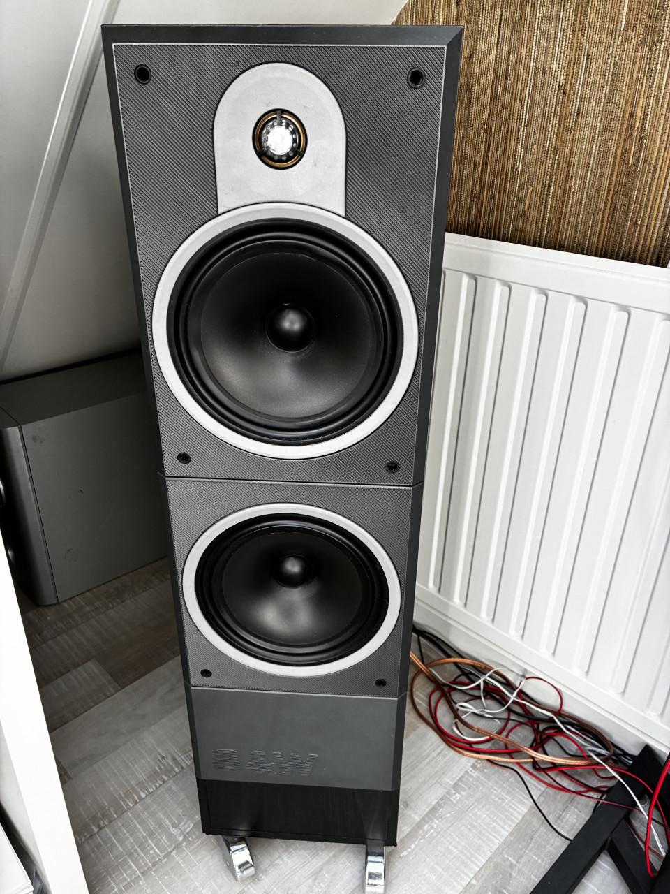 Bowers & Wilkins DM 630
