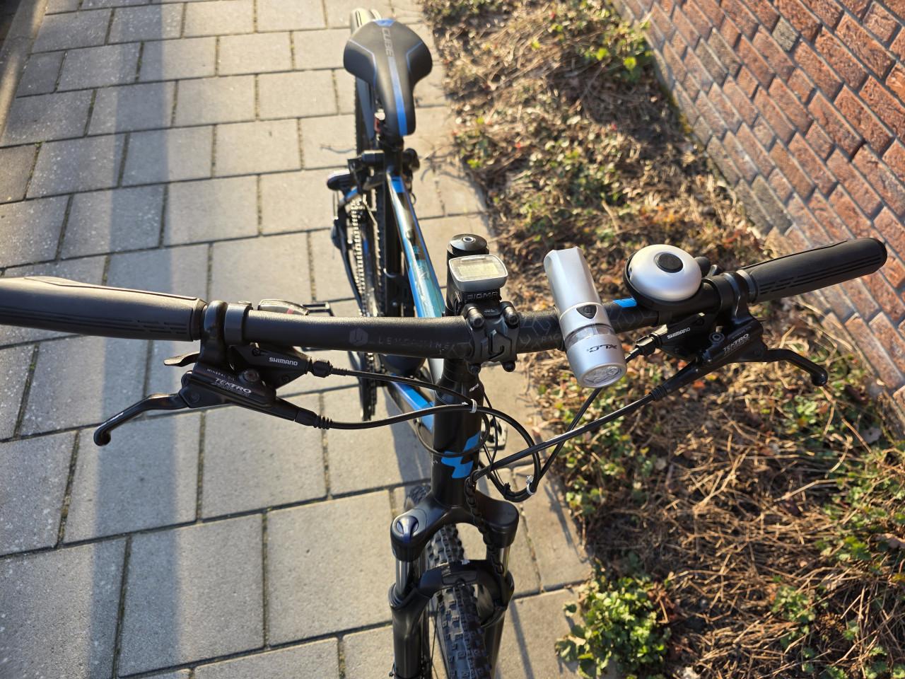 CUBE | CURVE PRO | 29 INCH | FRAME 52 CM | 3X8 | NETTE STAAT!