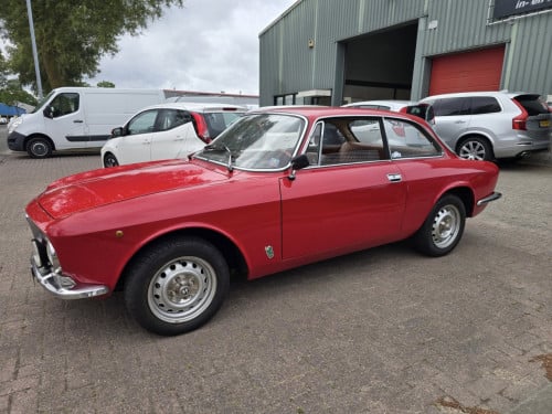 Alfa Romeo 1300 GT Junior – 1973 – Oldtimer