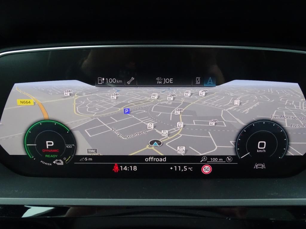 Audi E-tron e-tron 50 quattro launch edition plus 71 kwh | pano | trekhaak 