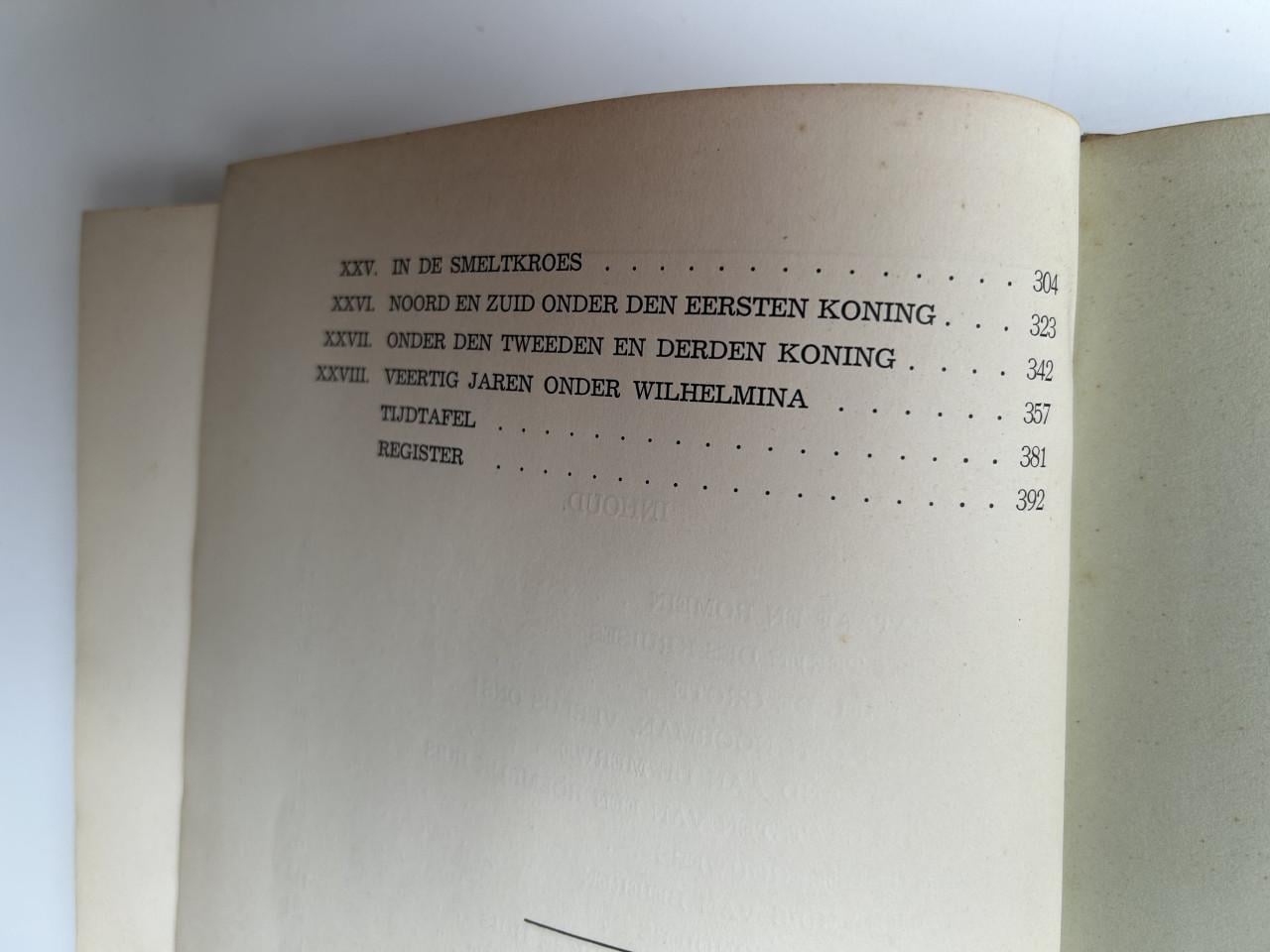 Diverse "antieke boeken"