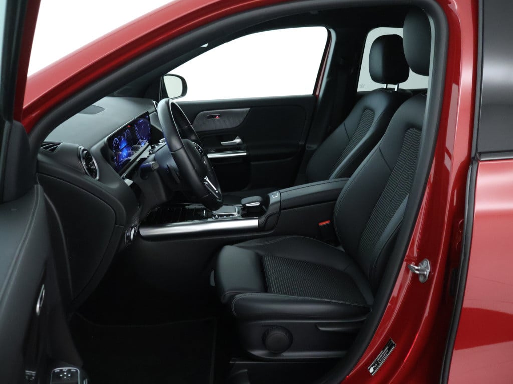 Mercedes-Benz Gla-klasse 250 e business solution luxury line apple carplay 