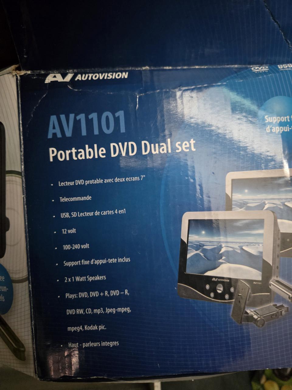 Autovision AV1101 draagbare DVD-speler voor in de auto.
