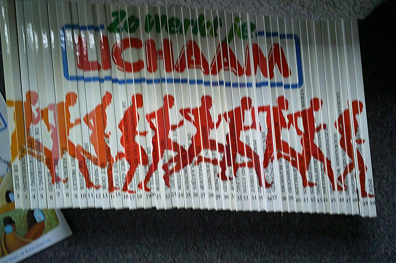 50-dlg. hardcover kinderboekenserie ZO WERKT JE LICHAAM ...