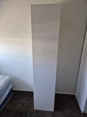 Hoge badkamerkast wit hoogglans 35x35x160