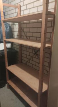 Houten legplank magazijnstelling