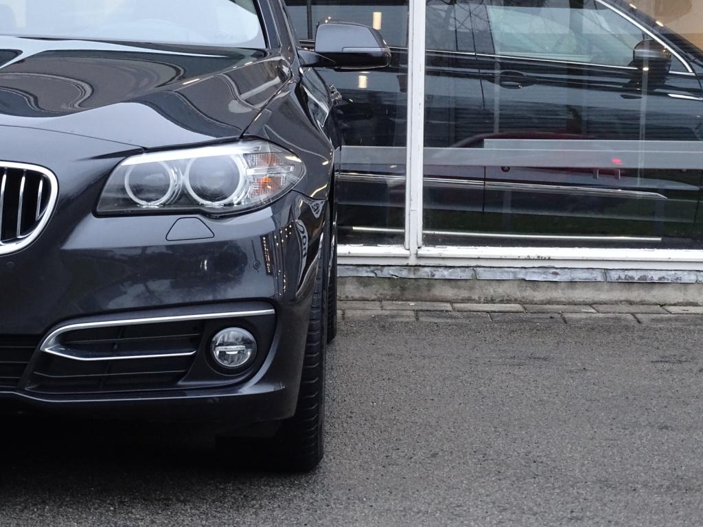 BMW 5 Serie 520i luxury edition