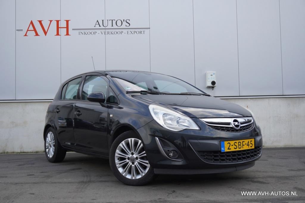 Opel Corsa 1.4-16v cosmo