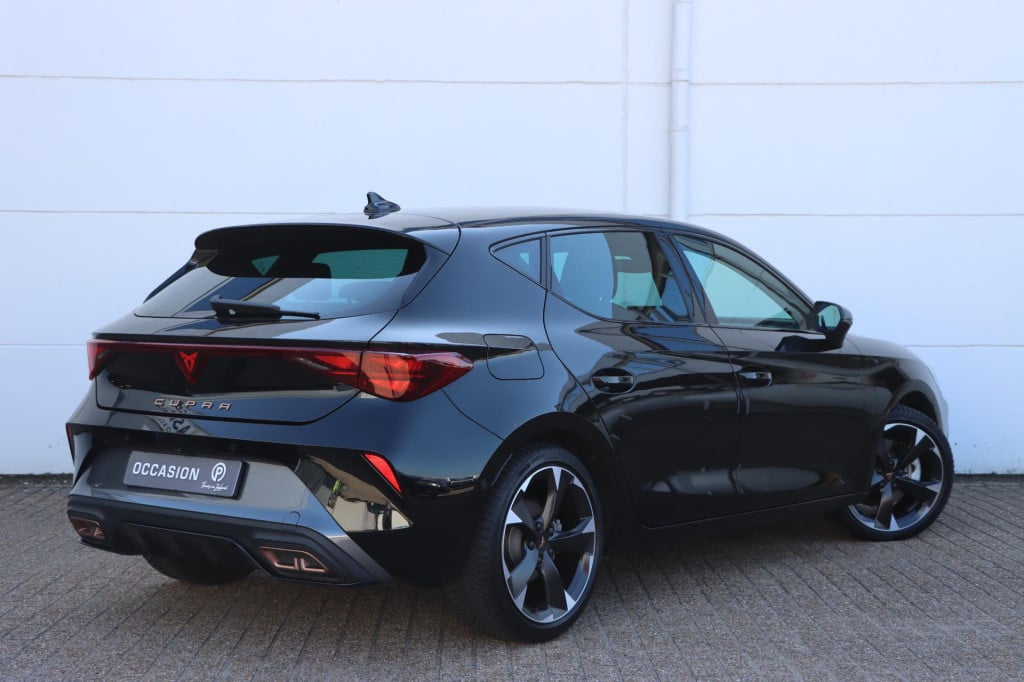 Cupra Leon 1.5 tsi ehybrid business 204pk dsg6