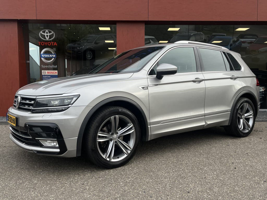 Volkswagen Tiguan 1.4 tsi act r-line | trekhaak | 19'' | virtual cockpit