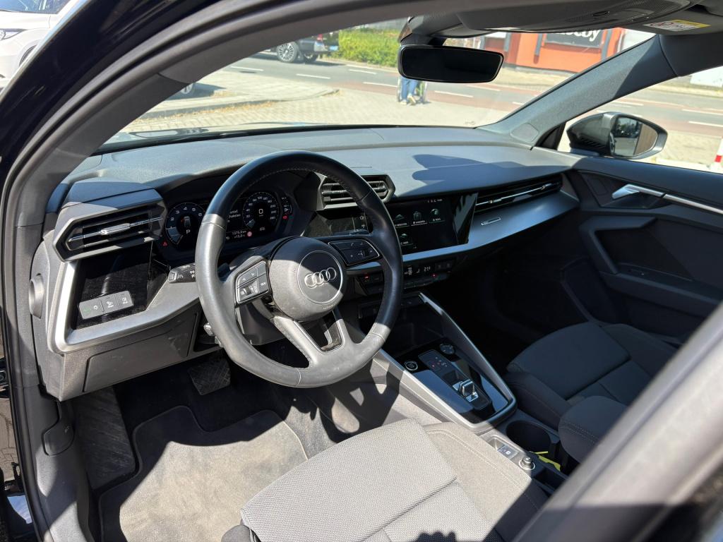 Audi A3 sportback 35 tfsi business edition