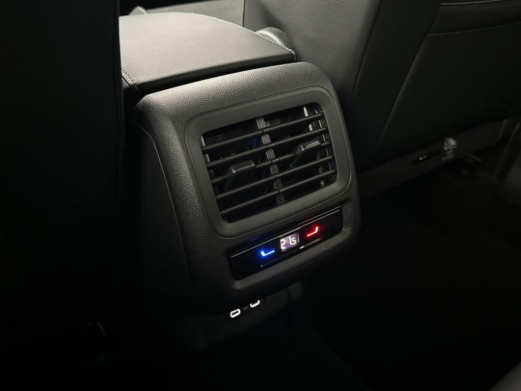 Volkswagen T-roc 1.5 etsi style first edition