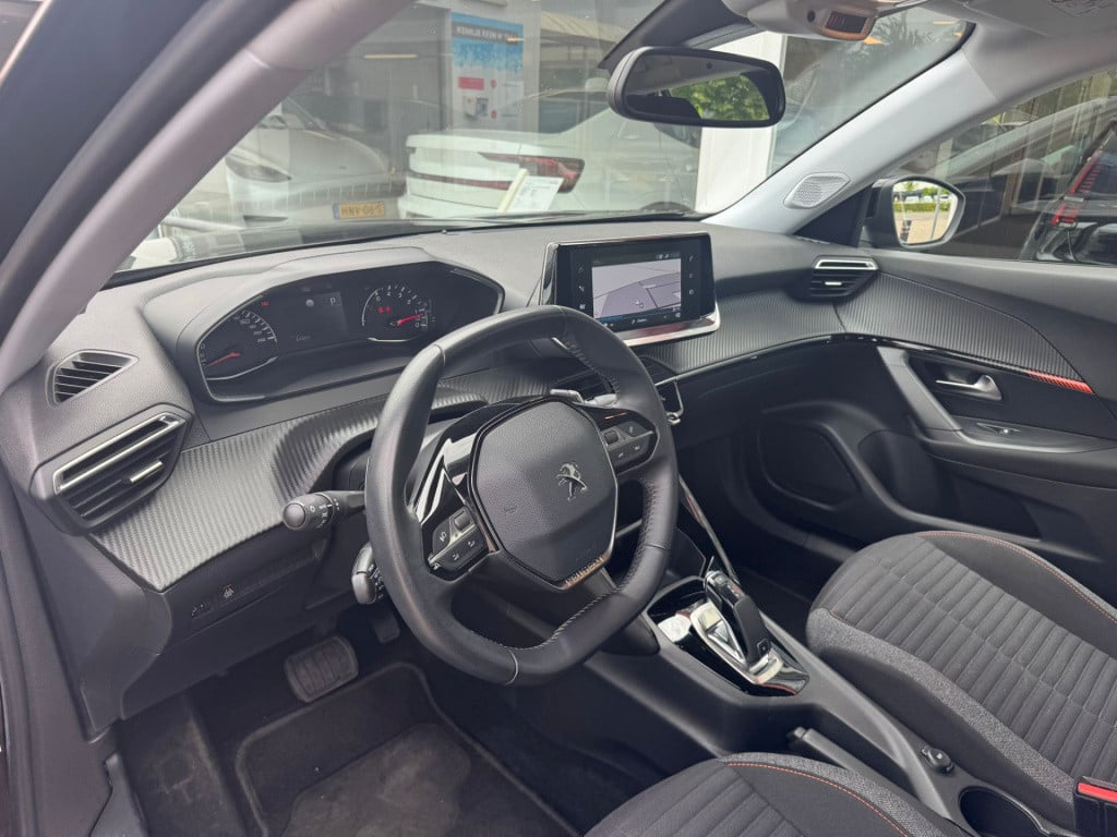 Peugeot 2008 1.2 puretech active pack