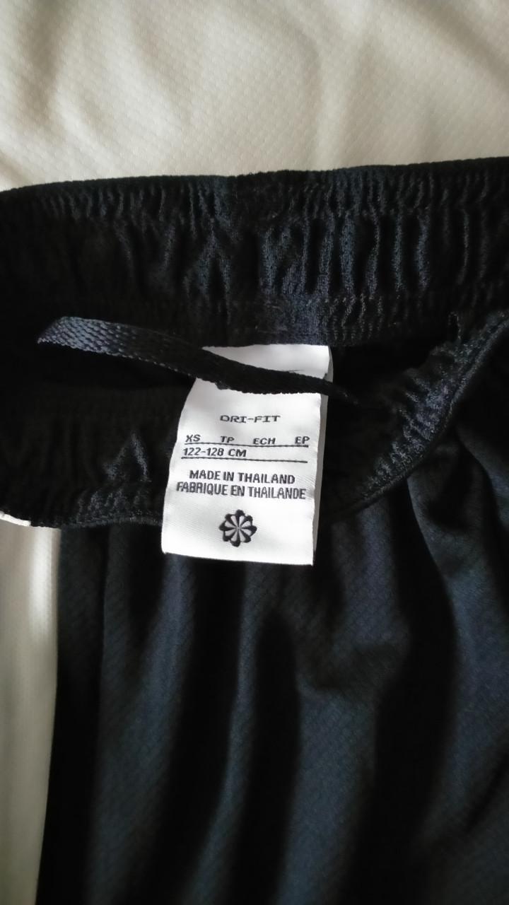 Kickboks setje/ bokshandschoenen en been beschermer