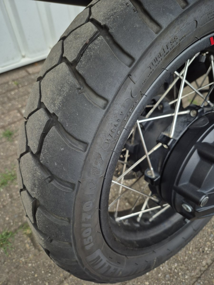 Moto Guzzi V85TT uit 2019