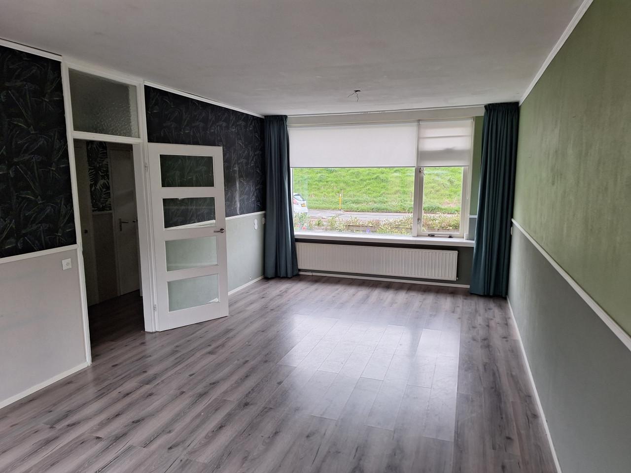 Laminaat ruim 70m2