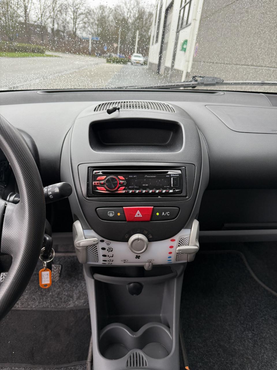 Citroen C1 1.0 Selection Facelift 2011 136DKM NAP