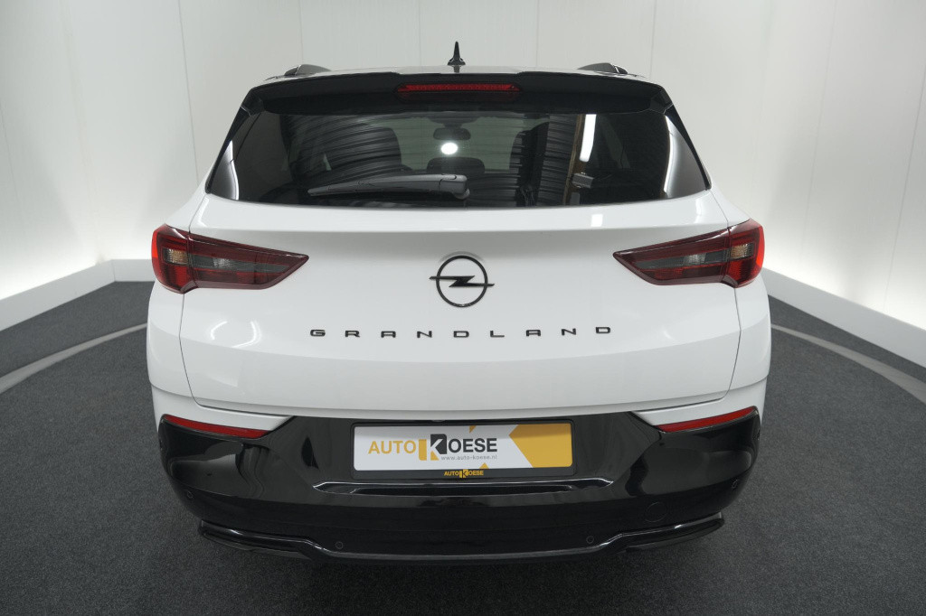Opel Grandland turbo 130 at8 ultimate | camera | adaptieve cruise control |